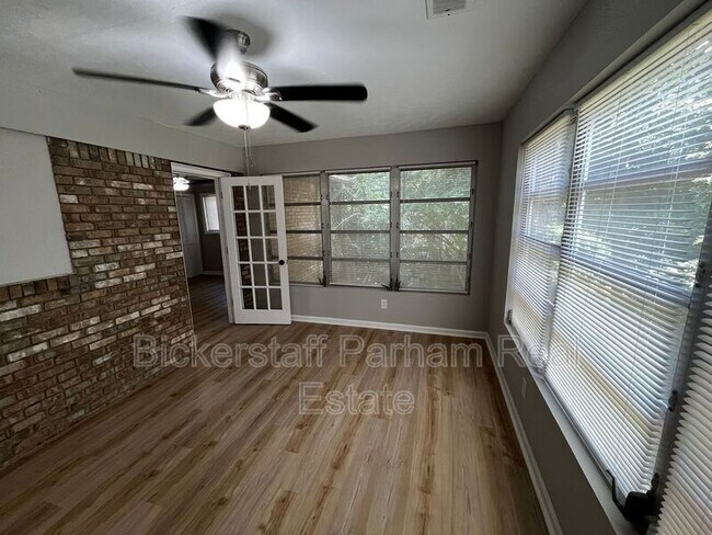 Building Photo - 3836 Arrel Dr
