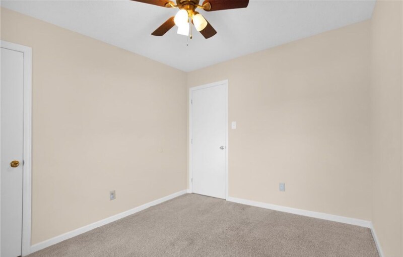 Building Photo - 1332 Oak Knolls Dr