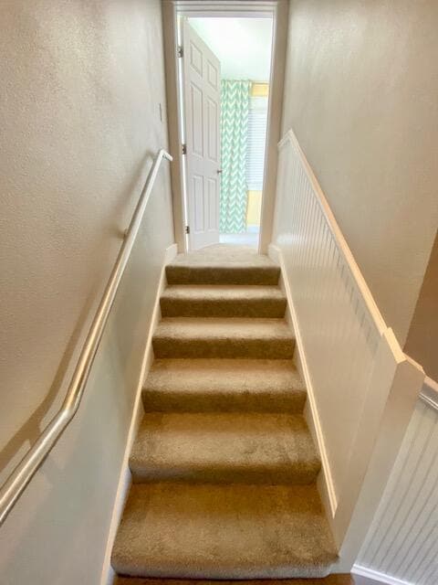 Building Photo - 906 Santa Rosa Blvd