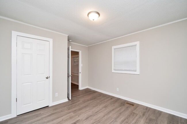 Building Photo - Beautifully Renovated 3BR/2BA Home on Forest Road in Hueytown – Now Accepting Section 8!