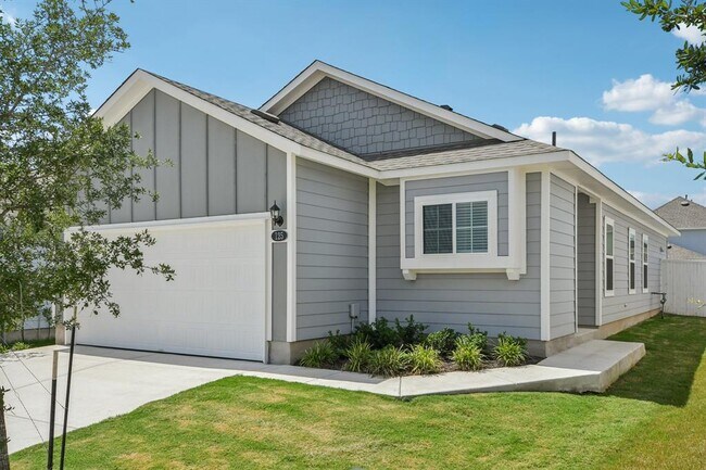 Building Photo - 125 Honeybee Ln