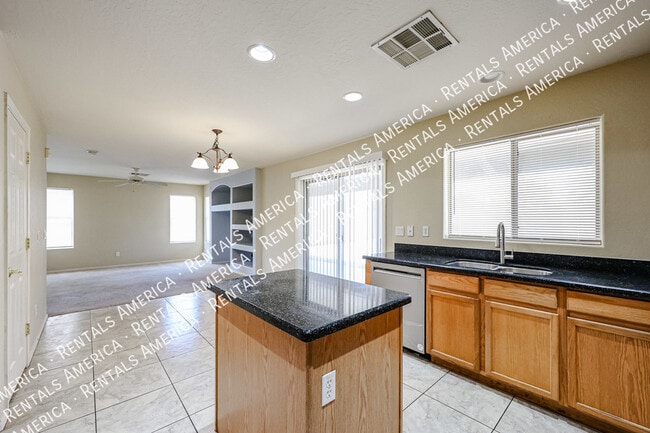 Building Photo - 21004 N Sansom Dr