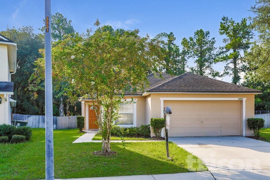 Building Photo - 5555 Village Pond Cir