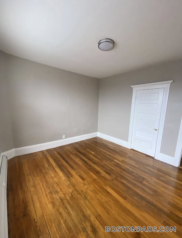 Building Photo - 116-124A Central Ave