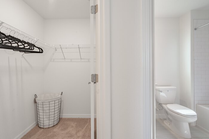 Building Photo - 5036 Capri Hbr Dr
