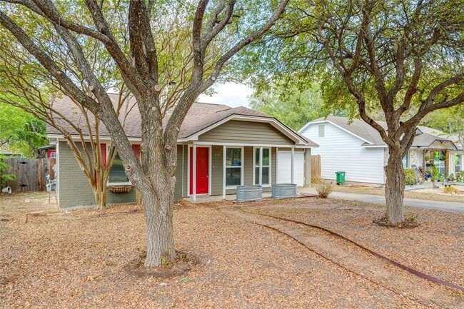 Building Photo - 8700 Soho Dr