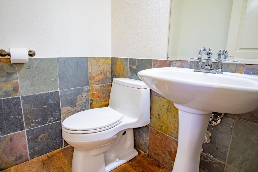 Building Photo - Luxurious Lower Greenville home walkable to shops & eateries