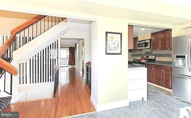 Building Photo - 12728 Rolling Brook Dr