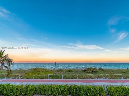 Building Photo - 5161 Collins Ave