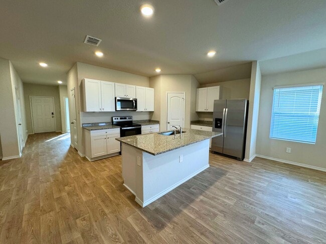 Building Photo - 4 BR + OFFICE / 3 BA in Seguin - 2042 SF One-Story Home - Arroyo Ranch!