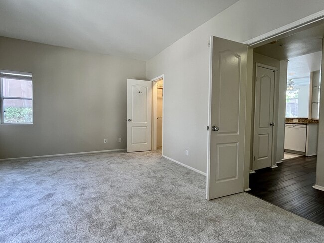 Building Photo - 12604 Carmel Country Rd