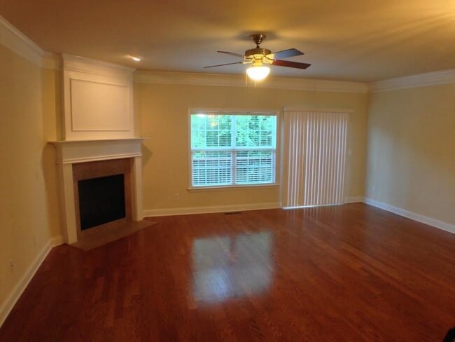 Building Photo - 5225 Wellsley Bend