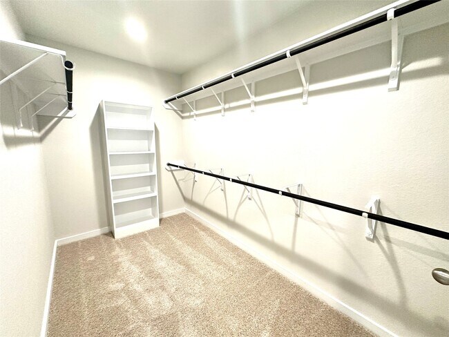 Building Photo - 15718 Telge Rdg Ln