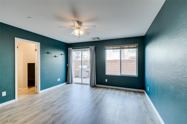 Building Photo - 1525 Spiced Wine Ave