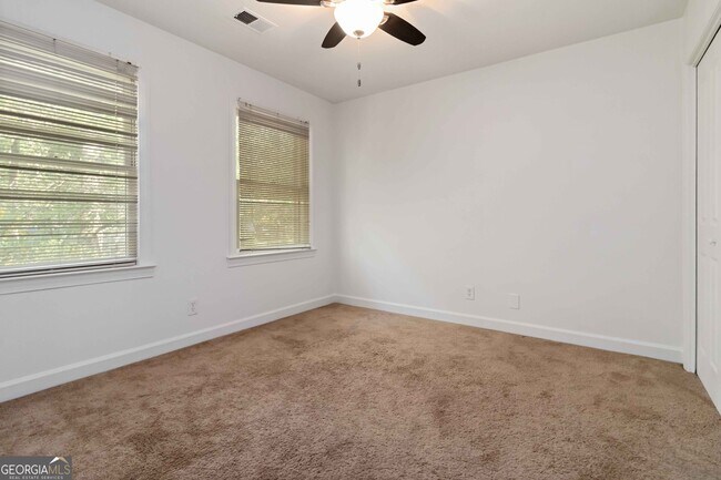 Building Photo - 2308 Defoors Ferry Rd NW