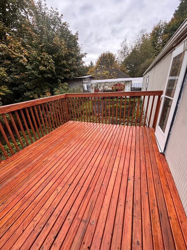 Building Photo - Newly Remodeled Manufactured Home