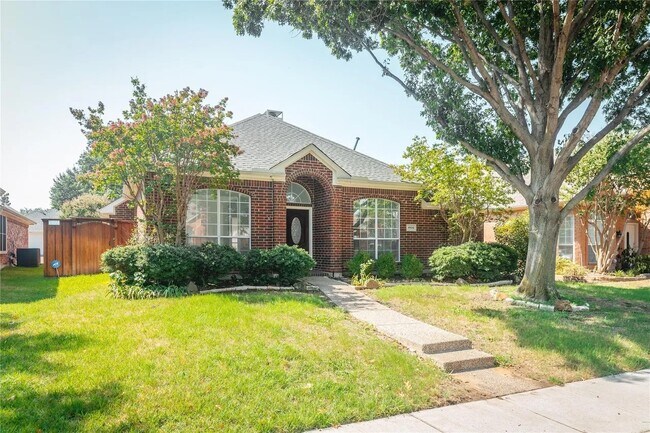 Primary Photo - 4824 Holly Berry Dr