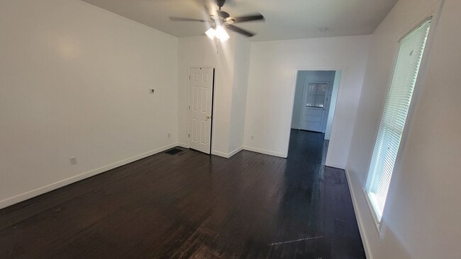 Building Photo - Great 1 bedroom in Germantown