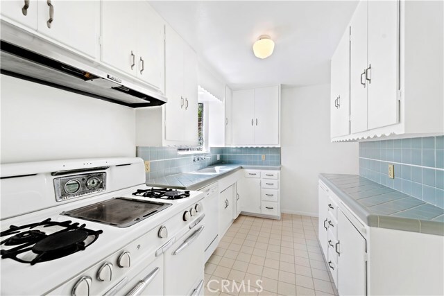 Building Photo - 333 Locust St