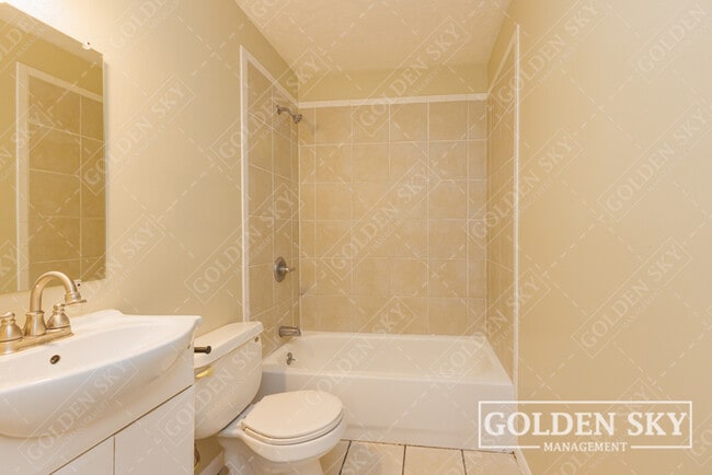 Building Photo - 9912 Washington St