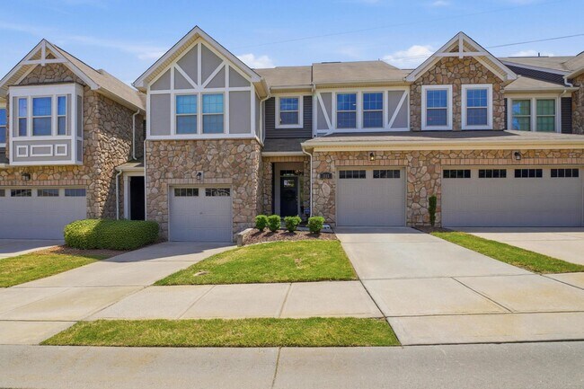 Building Photo - 1223 Bhaltair Ln