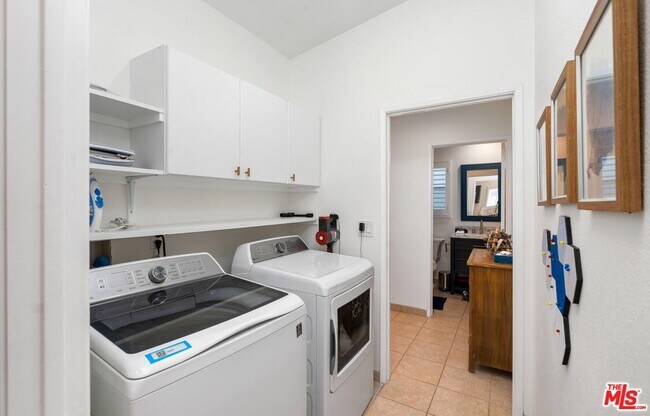 Building Photo - 47519 Margarita St