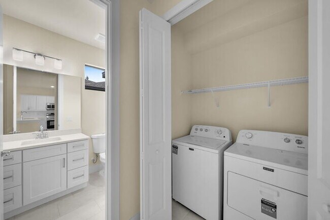 Building Photo - 2036 Andalusia Blvd