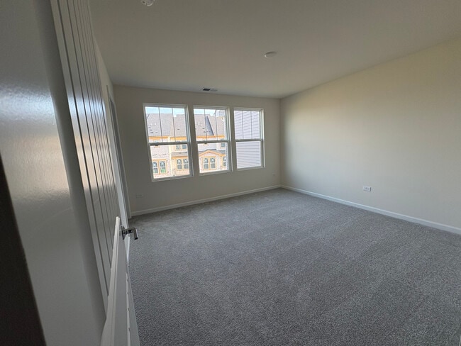 Building Photo - 2208 Ryegrass Ln