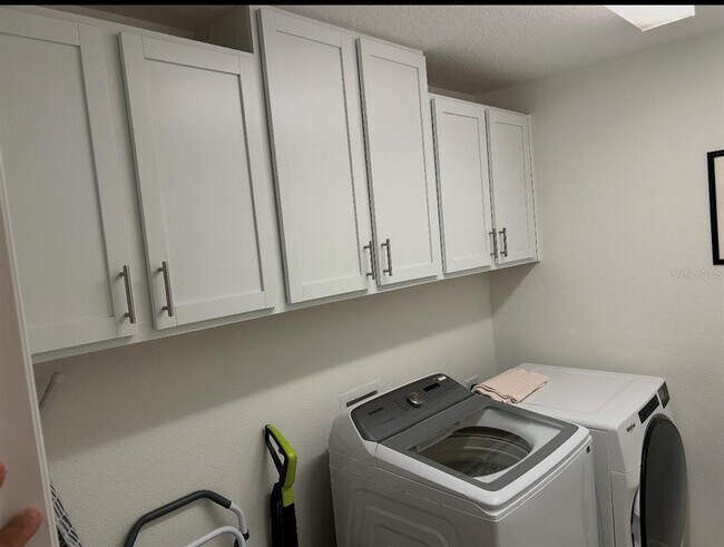 Building Photo - 1407 Verdello Pl