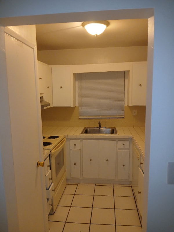 Building Photo - 4394 N Federal Hwy