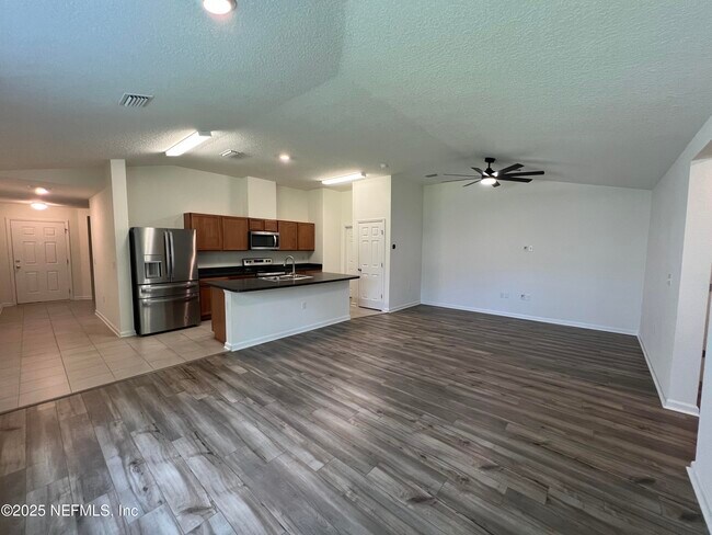 Building Photo - 1651 Carter Landing Blvd
