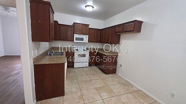 Building Photo - 1503 Tahoe Ln