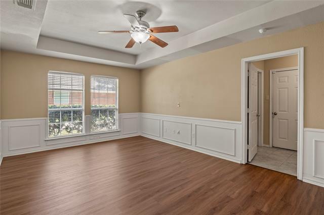 Building Photo - 3715 Dahlia Dr