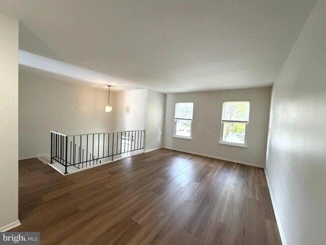 Building Photo - 2495 Vineyard Ln