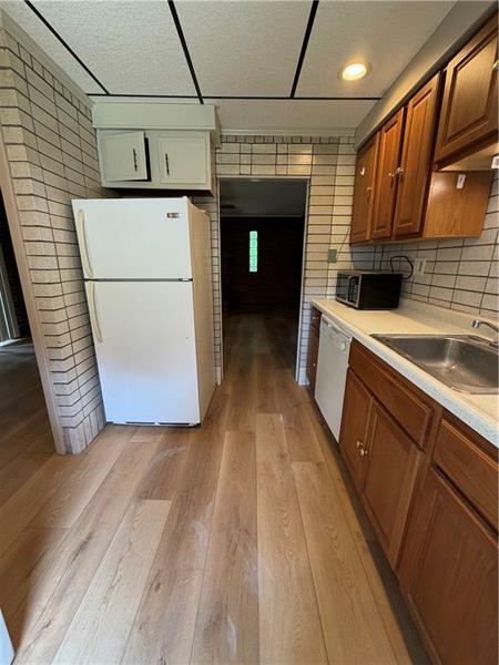 Building Photo - 735 Athalia St