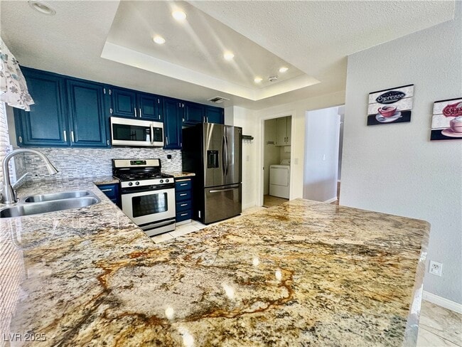 Building Photo - 9009 Feather River Ct