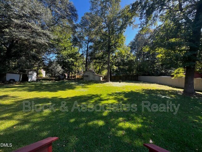 Building Photo - 6404 Buffaloe Rd