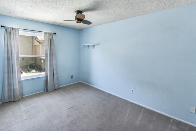 Building Photo - 76612 Florida Ave