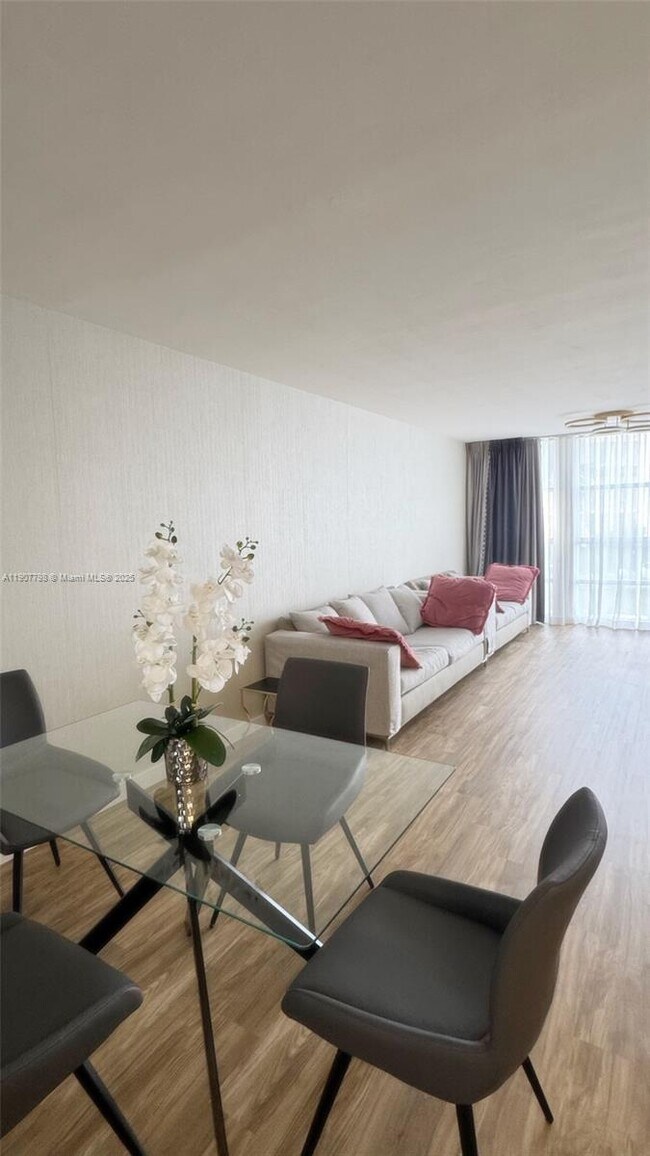 Primary Photo - 501 Three Islands Boulevard