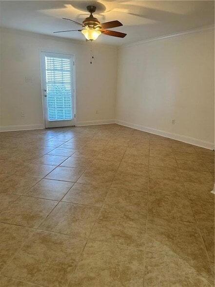 Building Photo - 3008 5th St