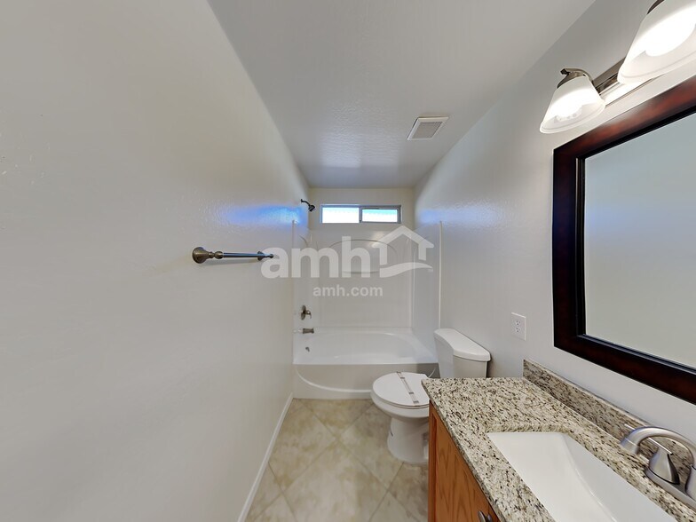 Building Photo - 4639 E Pinto Valley Rd