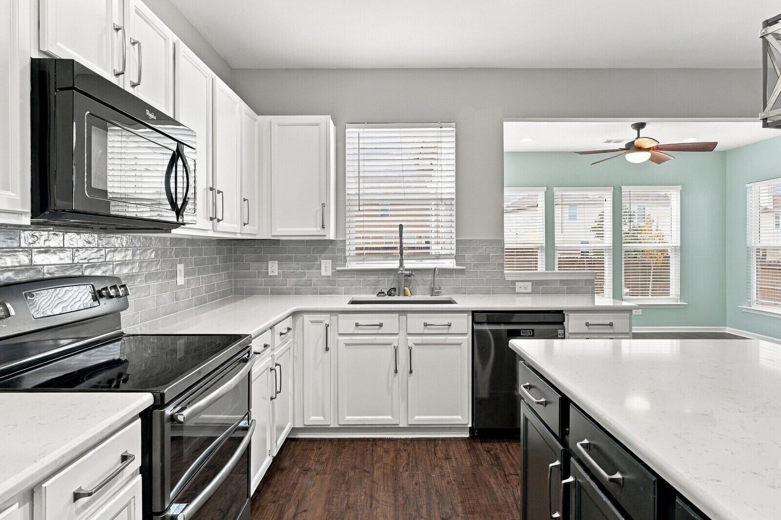 Building Photo - 132 Slaters Dr