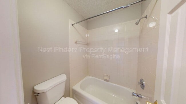 Building Photo - 11861 Lake Fern Dr