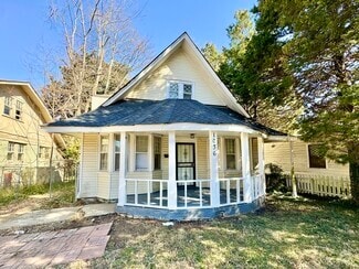 Building Photo - 1036 Oakview St