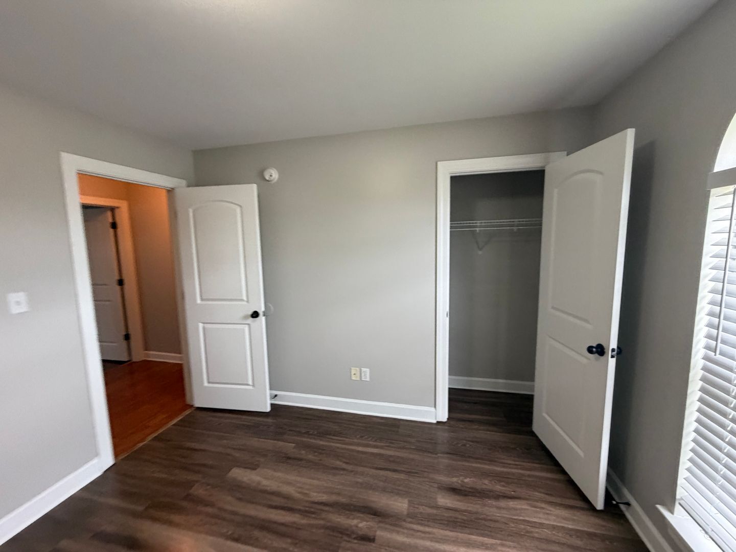 Building Photo - 8898 Rasco Hills Cove