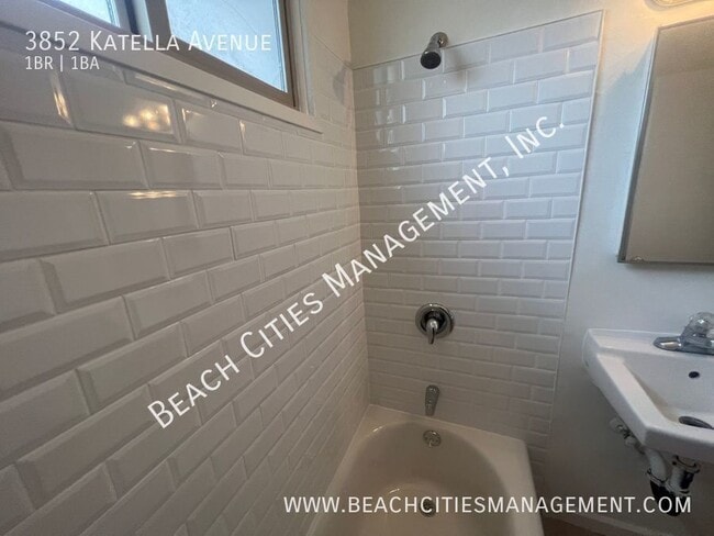 Building Photo - 3852 Katella Ave