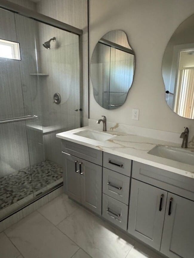 Building Photo - Home for Rent in Fair Oaks, CA