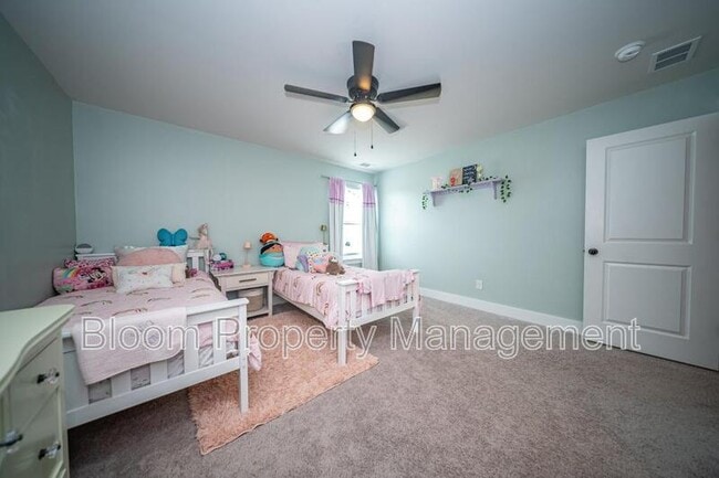 Building Photo - 5008 Cedar Brush Ct