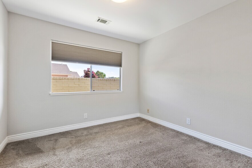 Building Photo - 3742 Mortensen Rd