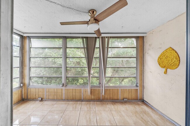 Building Photo - 3070 NW 48th Terrace